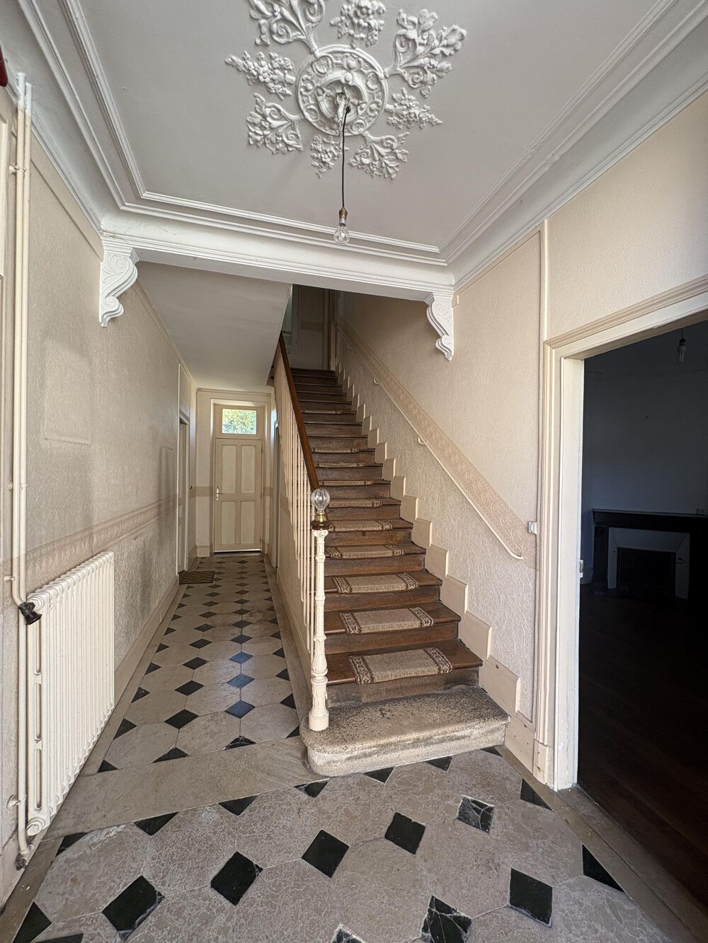 Maison bourgeoise 7 pièces