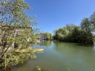  Immeuble � vendre 9 pi�ces 205 m�