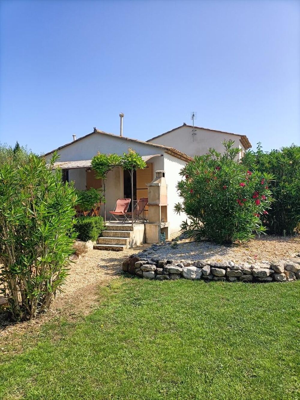 � vendre  Maison Cheval-Blanc (84460)