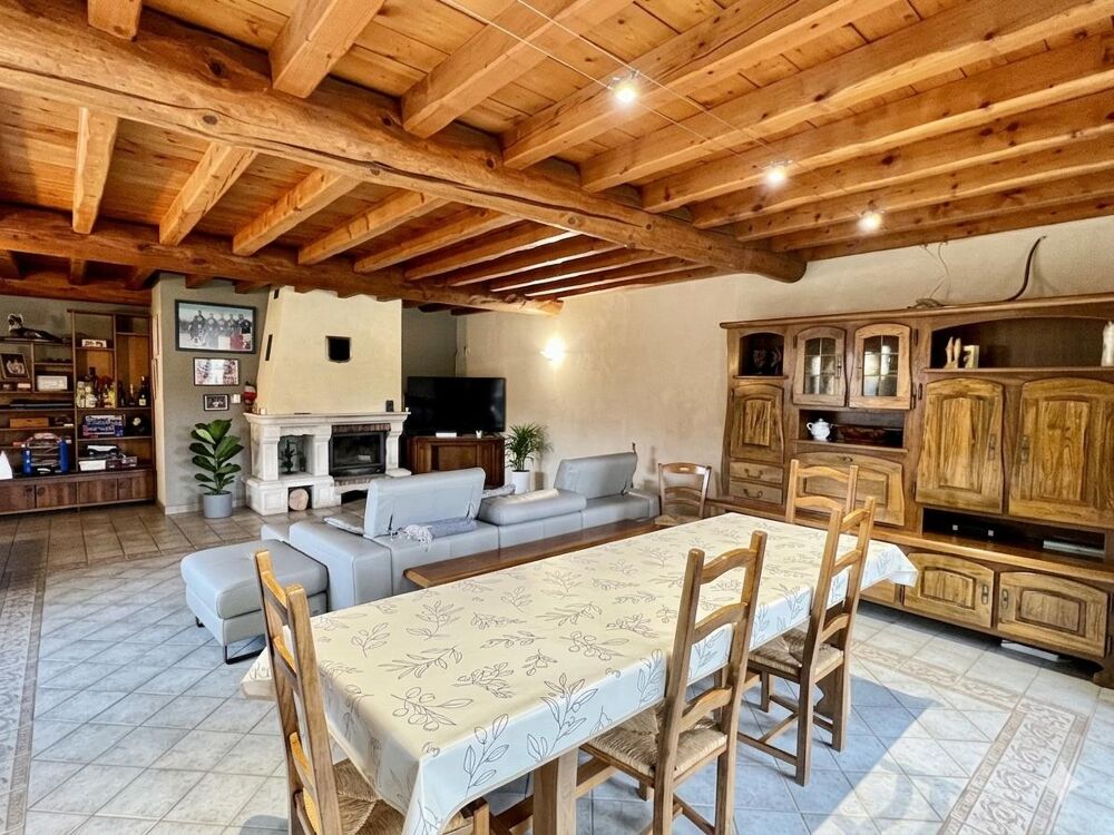 Maison en pierre 7 pièces