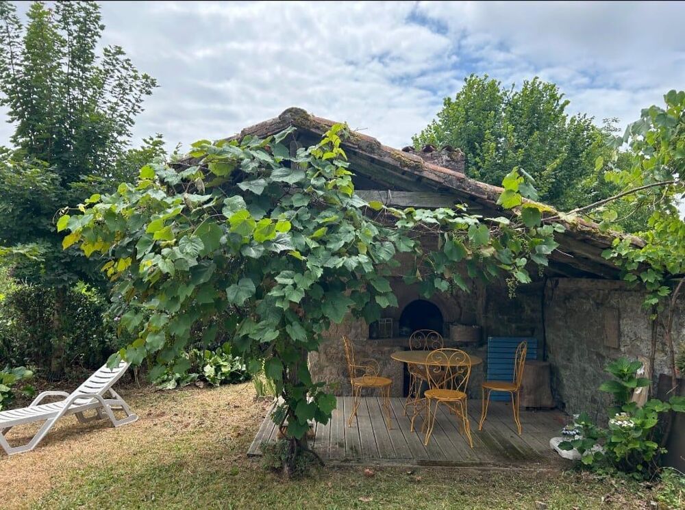 Vente Maison Maison 8 pièces Sousceyrac-en-quercy