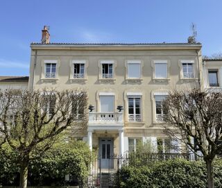  Maison à vendre 10 pièces 