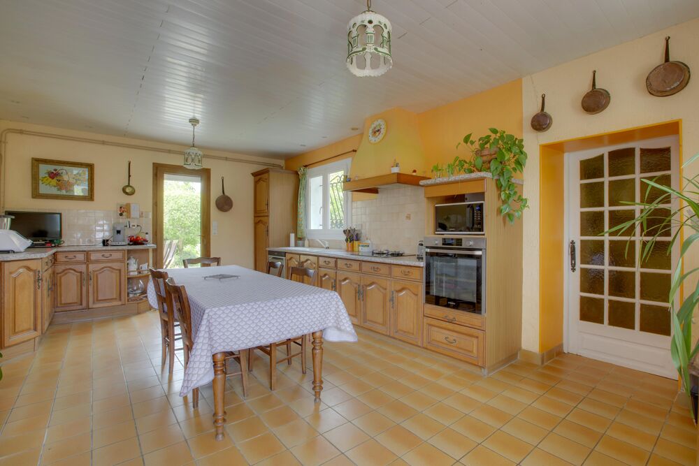 Vente Maison Maison avec dépendance 7 pièces Saint-sever