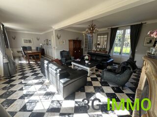  Maison à vendre 9 pièces 264 m²