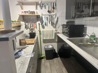  Immeuble � vendre 10 pi�ces 221 m�