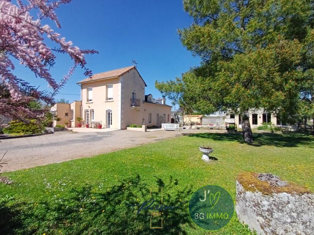 Maison 8 pièces · à Doué la Fontaine · 325 000 €