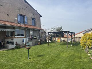  Maison à vendre 7 pièces 196 m²