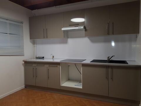  Appartement � louer 3 pi�ces 84 m�