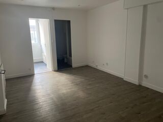  Immeuble à vendre 6 pièces 133 m²