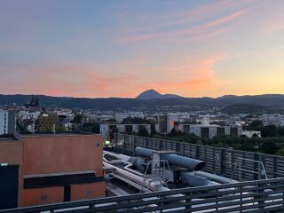  Appartement � vendre 5 pi�ces 