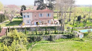  Propriété/château à vendre 11 pièces 320 m²