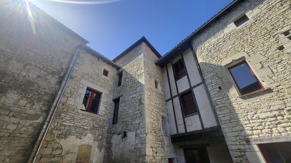 Vente Maison Maison de ville 9 pièces Mirebeau