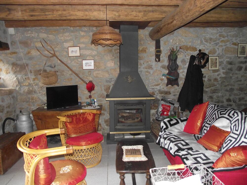 Vente Maison Maison 5 pièces Saint-pierre-le-vieux