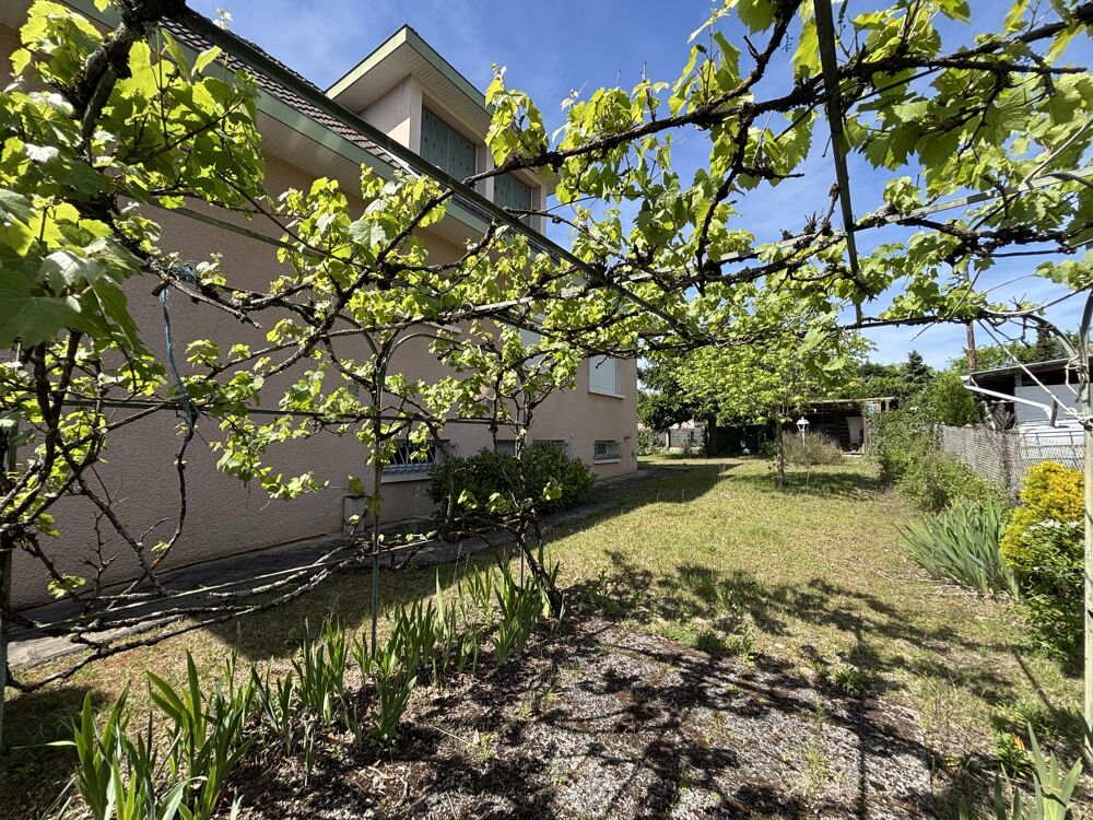 Vente Maison Maison 8 pièces Francheleins