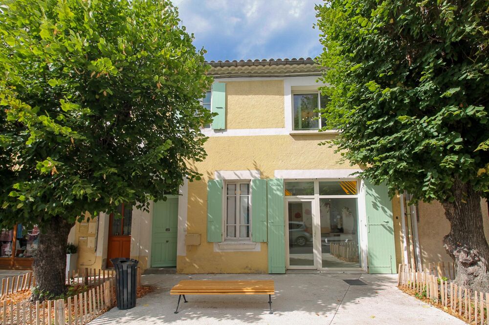 Maison 7 pièces 52 m² · à Montbrun-les-Bains · 52 m² · 253 000 €