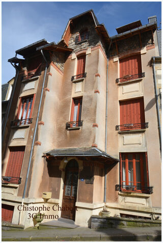  Maison à vendre 15 + pièces 252 m²