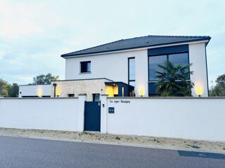  Maison  vendre 9 pices 220 m