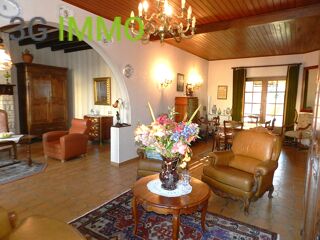 Maison à vendre 10 pièces 230 m²