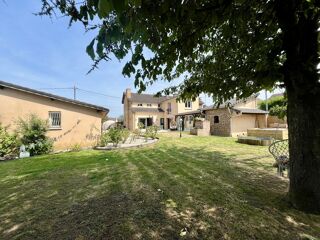  Maison  vendre 8 pices 204 m