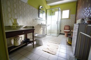  Maison  vendre 9 pices 206 m