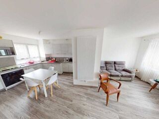  Maison  vendre 4 pices 