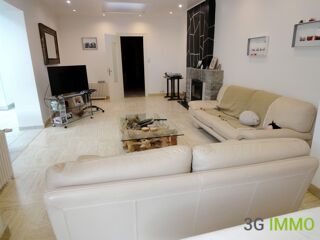  Maison � vendre 9 pi�ces 235 m�