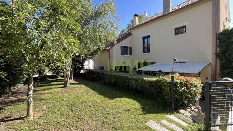   Maison 7 pièces Maison - 7 pièce(s) - 158 m²