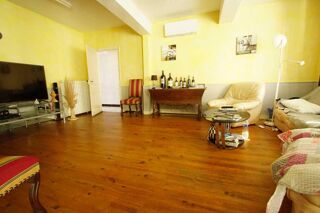  Maison � vendre 7 pi�ces 209 m� Mirande