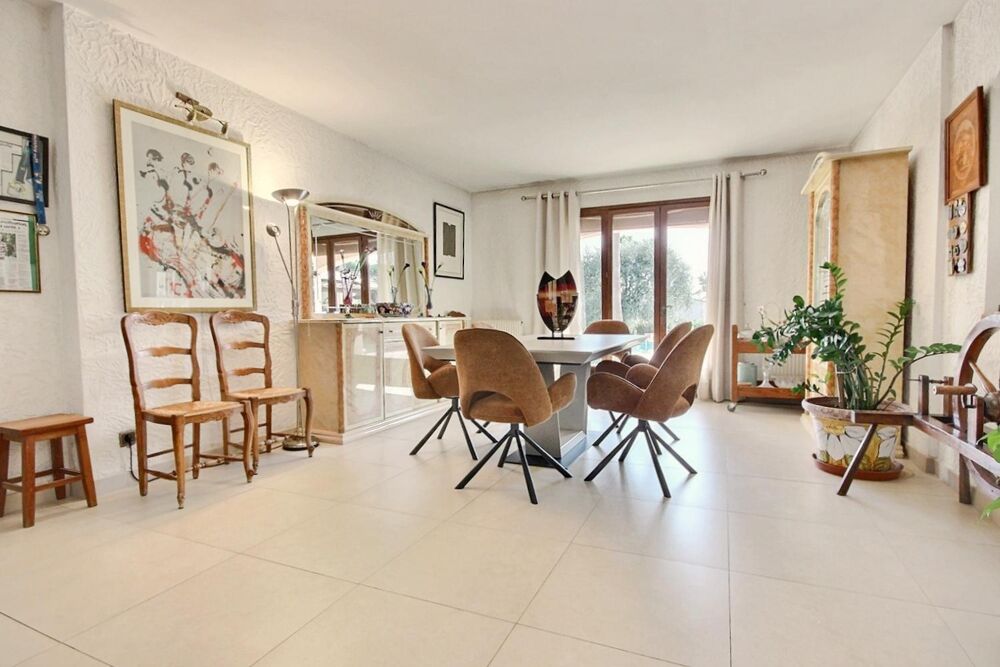 Vente Maison Villa 7 pièces Antibes