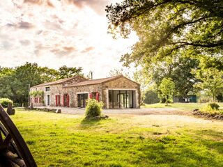  Maison  vendre 12 pices 340 m
