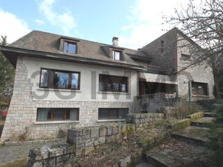  Maison à vendre 11 pièces 272 m²