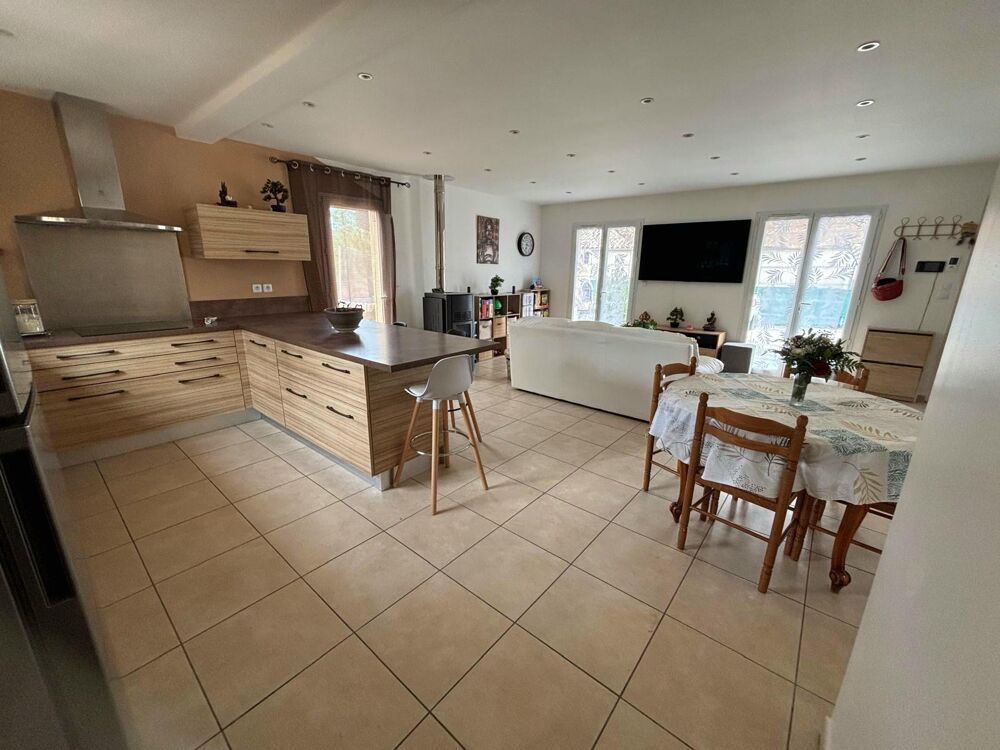Vente Maison Maison traditionnelle Saint-privat-des-vieux