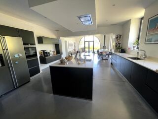  Maison � vendre 9 pi�ces 280 m�