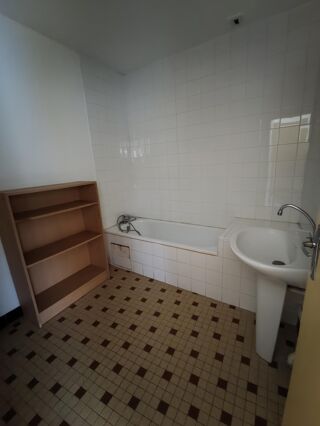  Immeuble à vendre 11 pièces 437 m² Lacaune