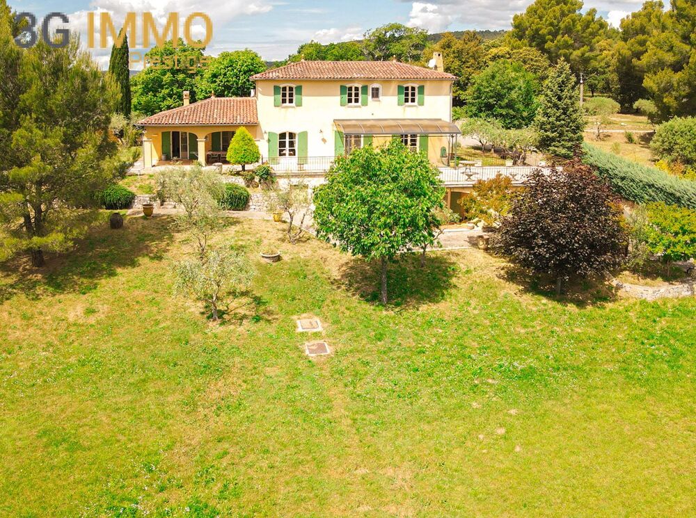� vendre  Maison Villecroze (83690)