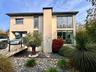  Maison � vendre 8 pi�ces 256 m�