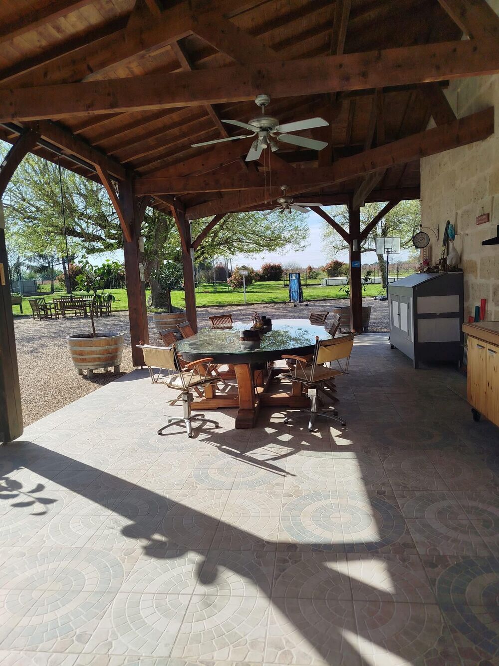 à vendre  Propriété/château Périssac (33240)