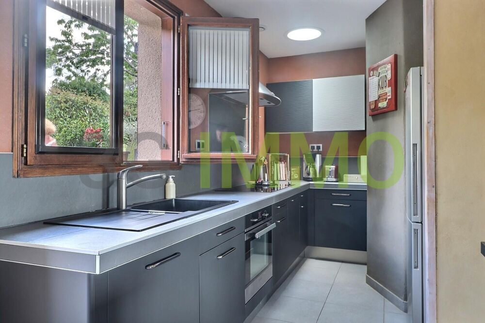 Vente Maison Maison 7 pièces Saint-rémy-sur-durolle