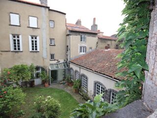  Maison  louer 8 pices 300 m
