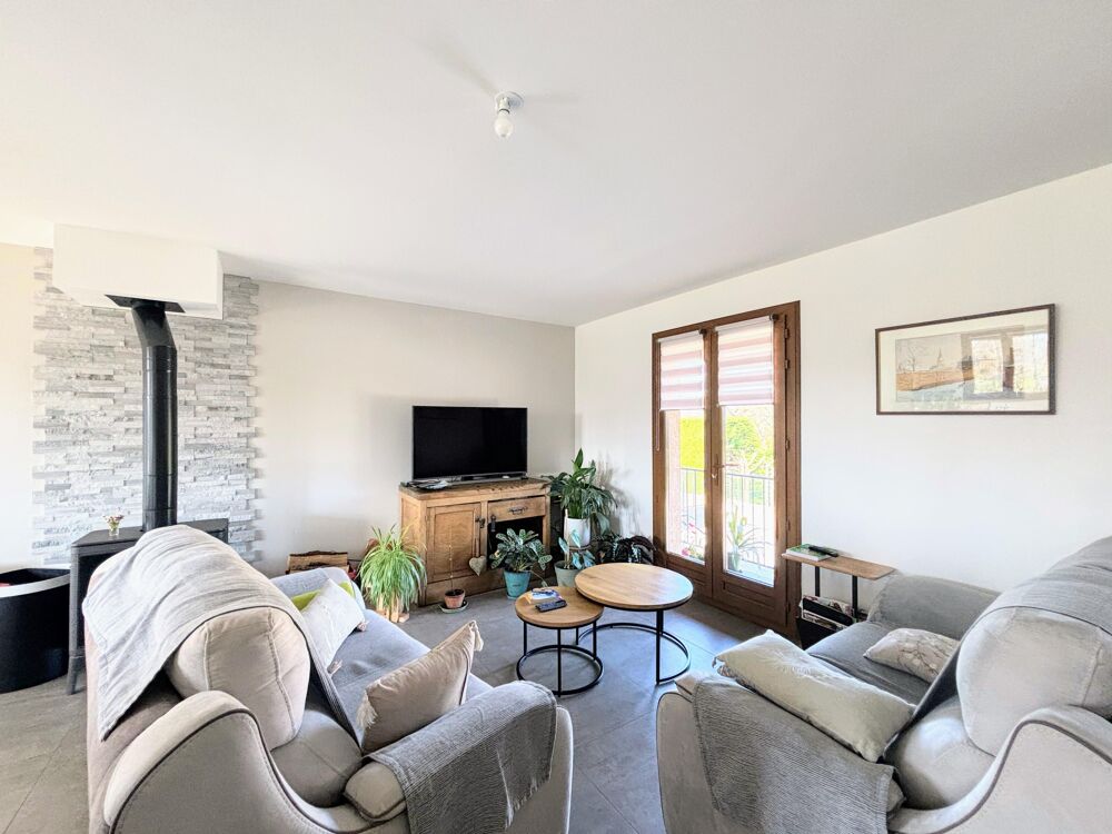 Vente Maison Maison 7 pièces Charentay