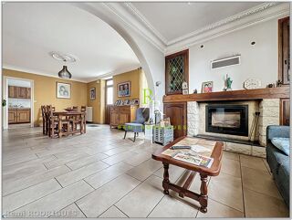  Maison � vendre 9 pi�ces 211 m�