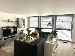  Appartement � vendre 5 pi�ces 99 m�