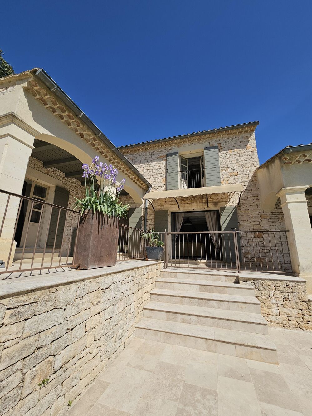 Maison 7 pièces 215 m² · à Goudargues · 215 m² · 898 000 €