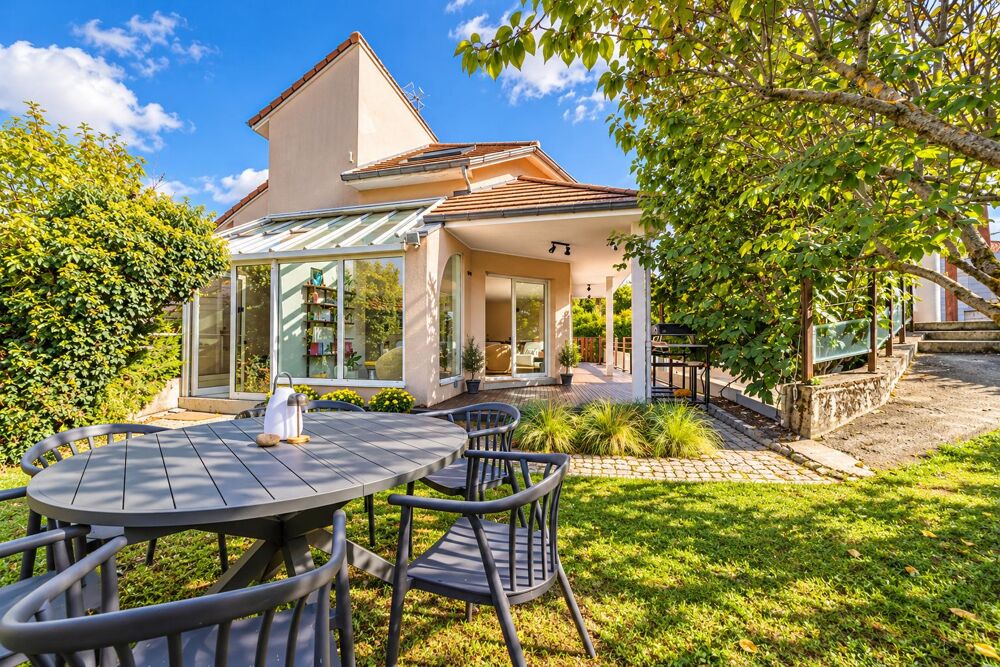 Vente Maison Maison d'architecte 8 pièces Chamalières