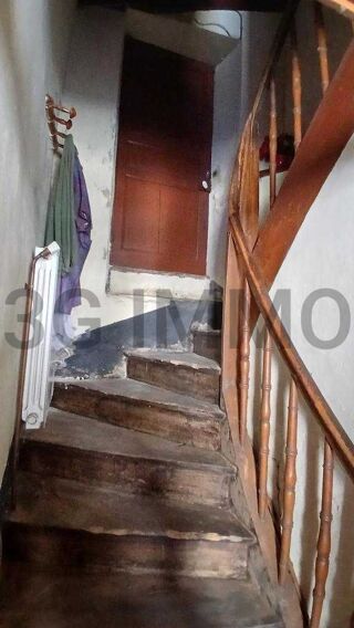  Maison  vendre 5 pices  Murat-sur-vbre