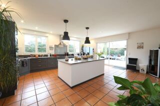  Maison � vendre 13 pi�ces 320 m�