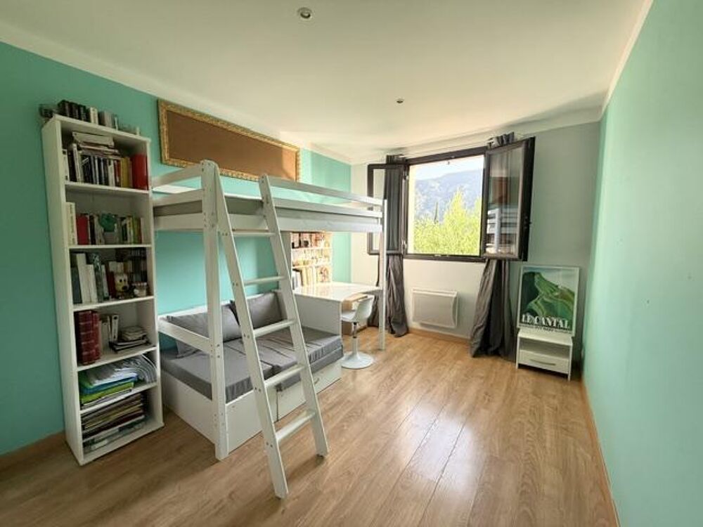 à vendre  Maison Maubec (84660)