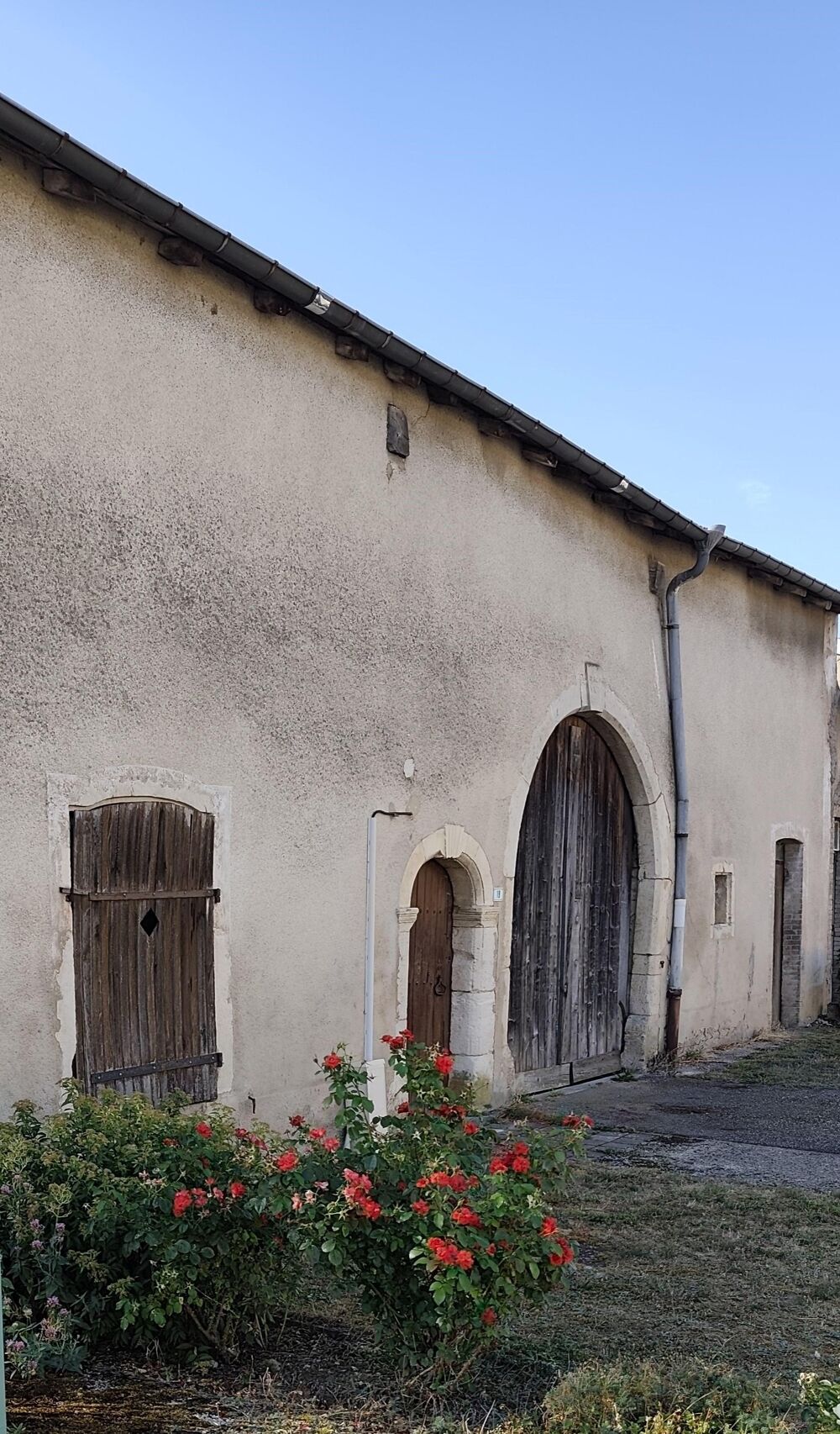 Maison 4 pièces 300 m² · à Crézilles · 300 m² · 57 000 €
