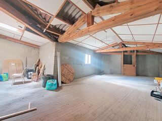  Immeuble � vendre 180 m�