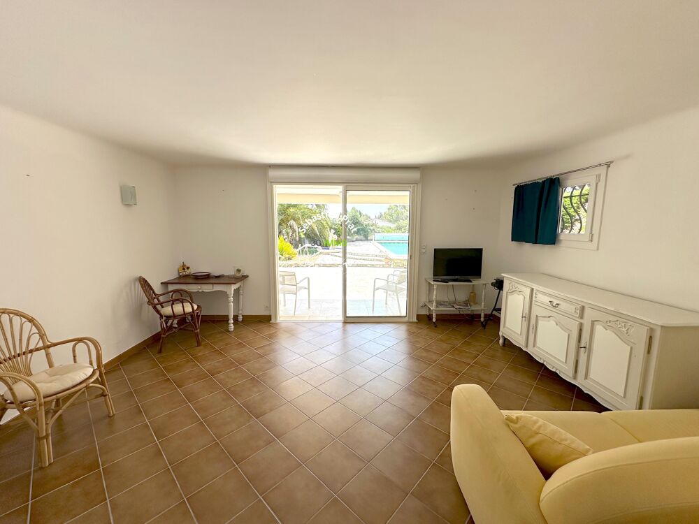� vendre  Maison Saint-Rapha�l (83700)